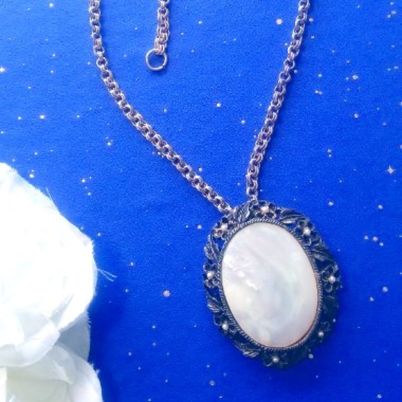 Vintage Necklace/Brooch - Picture 1 of 3